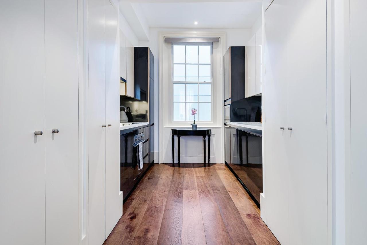 Modern Mayfair Apartments Лондон Экстерьер фото
